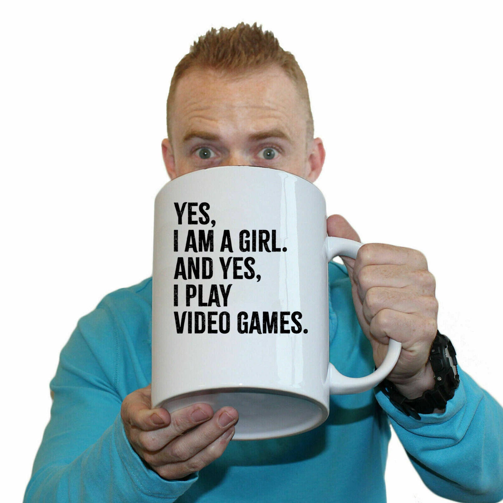 Gamer Yes I Am A Girl And Yes I Play Video Games - Funny Giant 2 Litre Mug